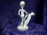 Golfing Alien Ready for a Hole In One Pewter Statue S-004