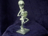 Real Metal Party Time UFO Alien with Mug of Beer Pewter Statue S-009